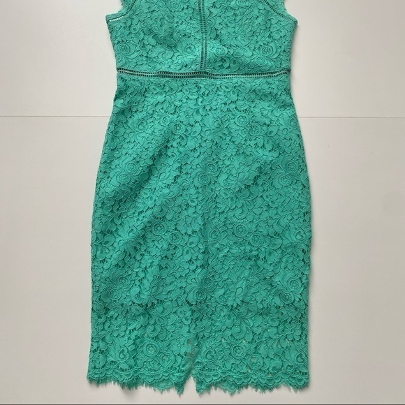 Bardot NWOT lace sheath cocktail dress Medium - Picture 5 of 10